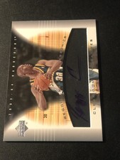 2003-04 Upper Deck Hardcourt Reggie Evans Clear Commemoratives Auto #RE-A