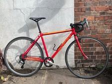 Islabike Luath 700 L for 13+ yrs, racing wheels, decent condition