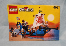 LEGO Black Knights 6057 Sea Serpent complete with Minifigures & Instructions