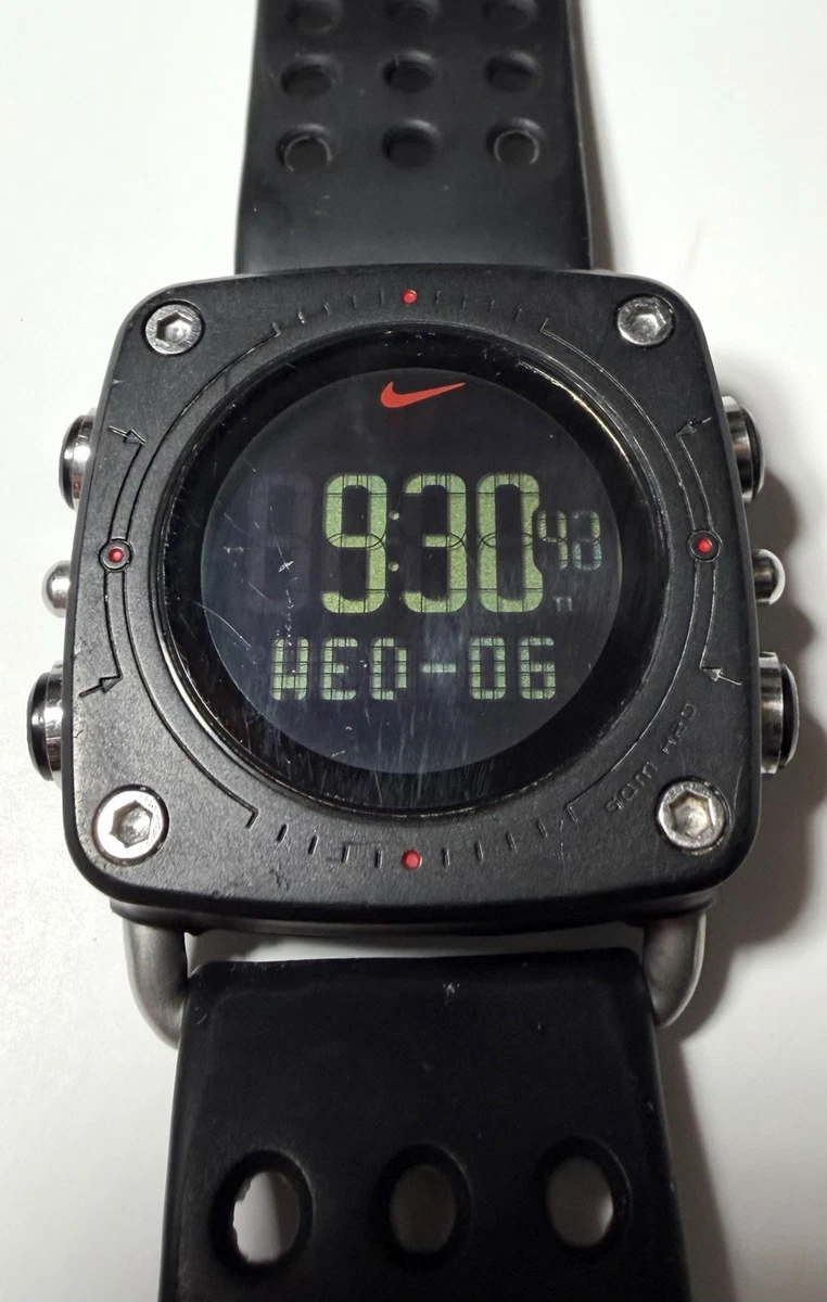 Nike WR0070 Ladies Triax Watch New Battery 28MM‎ 7.25\
