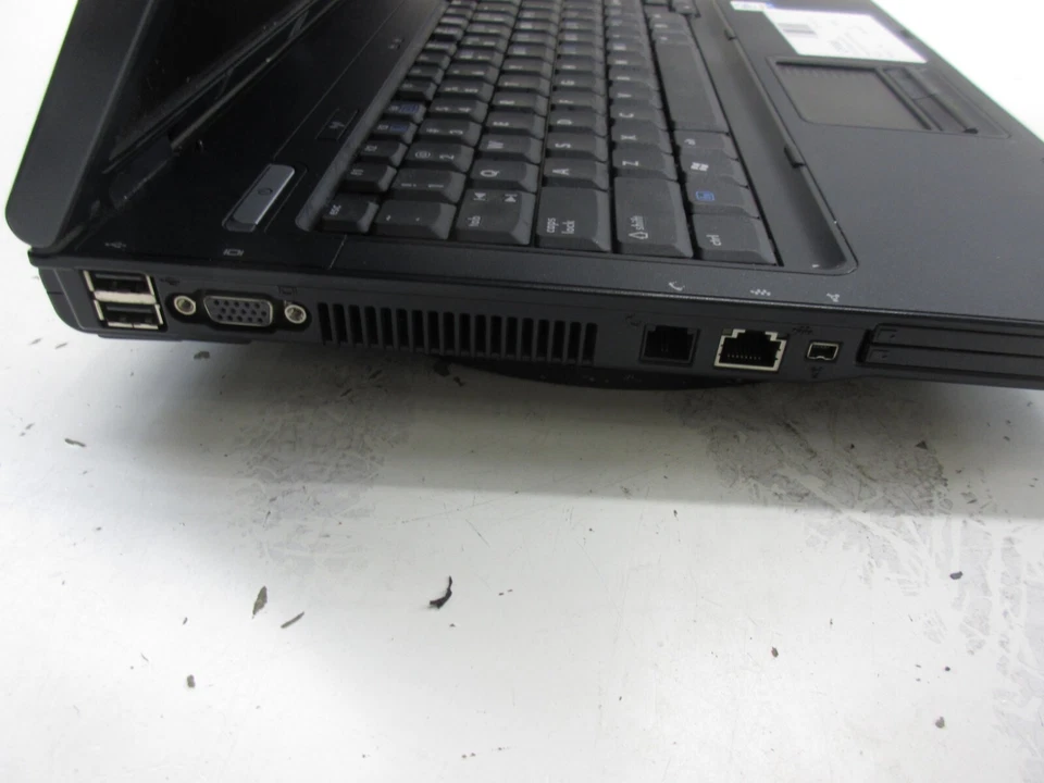 HP Compaq nx6110 Intel Celeron M 1400 MHz 768 MB SIN DISCO DURO sin batería Foto 4 de 4