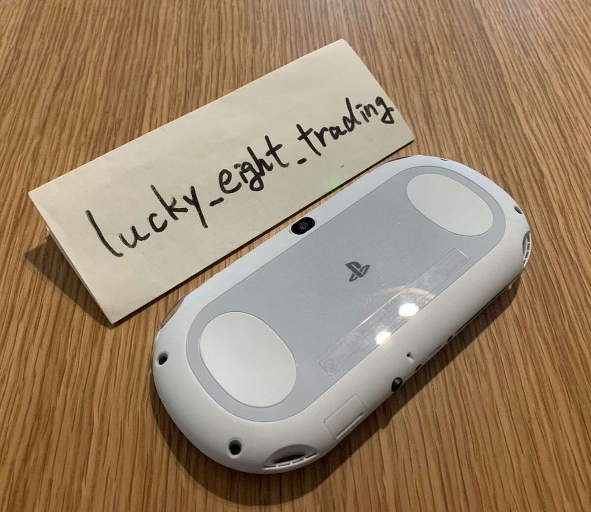 PS Vita Glacier White PCH 2000 ZA22 Console only PSV Slim [H PS Vita Glacier White PCH 2000 ZA22 Console only PSV Slim [H