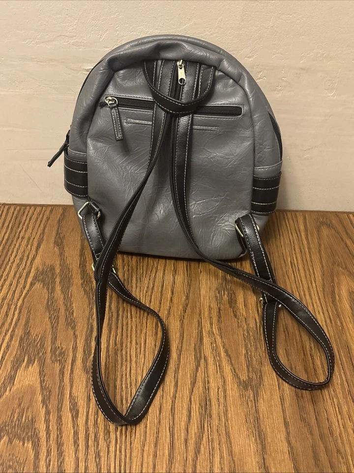 STONE MOUNTAIN Gray/Black  Leather Backpack Bag Handbag Purse - Image 3 of 4