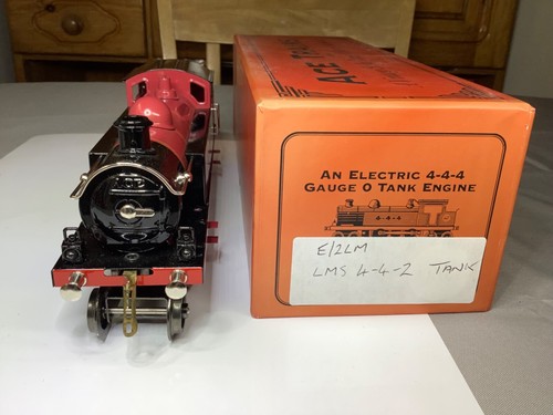 Ace Trains O Gauge 3 Rail DC Electric LMS 4-4-2 Tank Loco 6822 - Picture 5 of 8