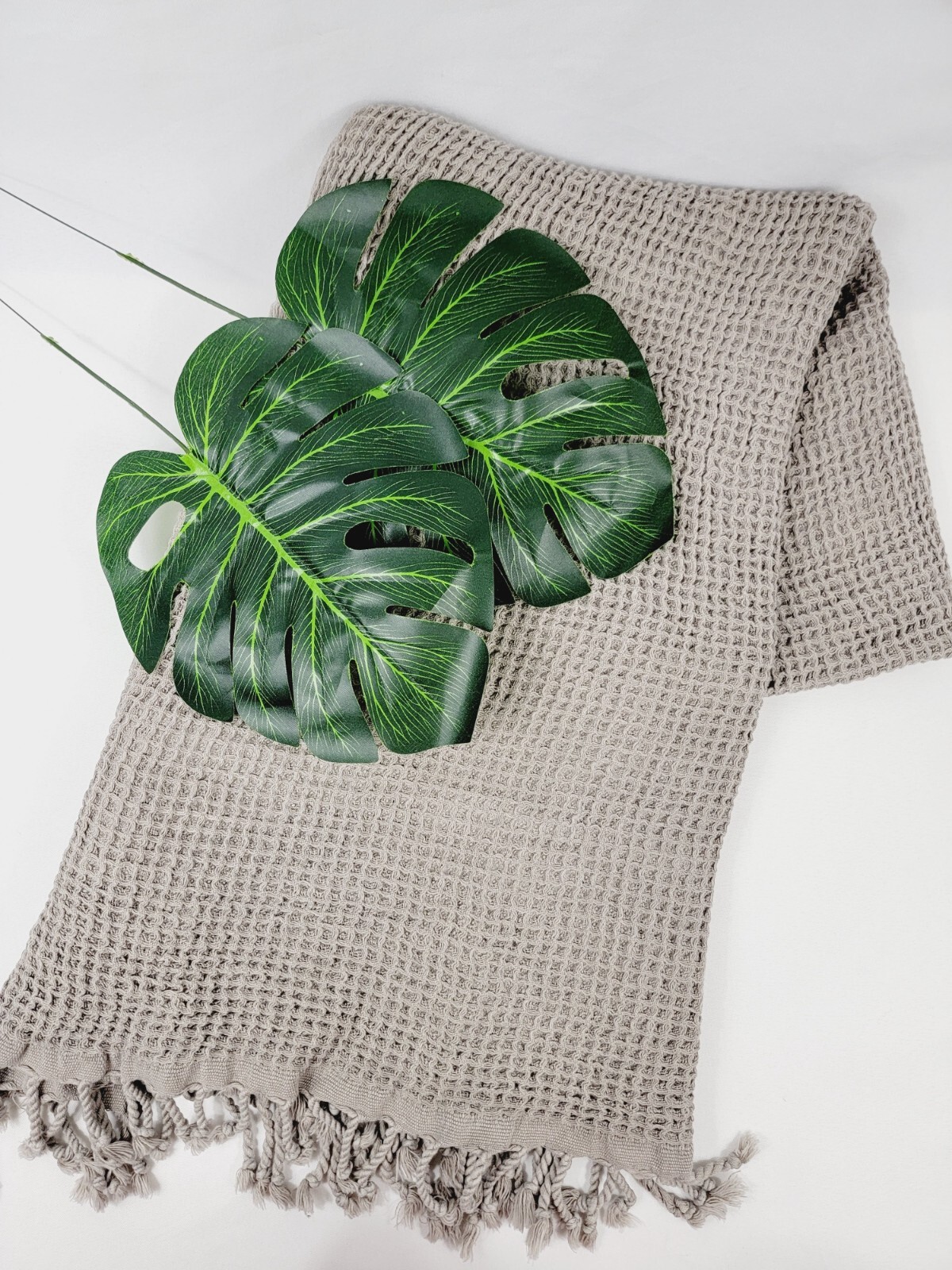 100% Cotton Waffle Honeycomb Pattern Machine Wash Throw Blan