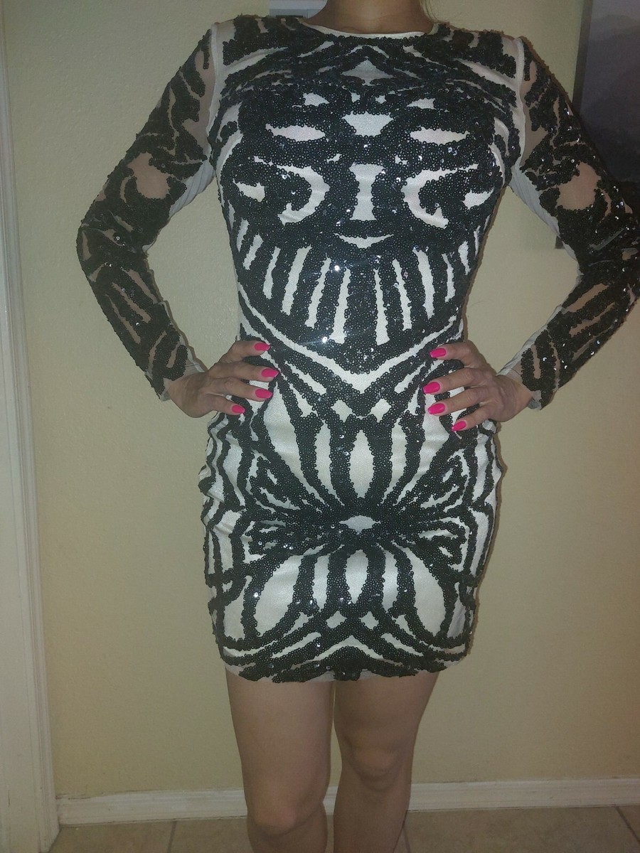 Robe BEBE Avec Sequins Et Décolleté Profond - Taille XS - Noire - Neuve Avec étiquettes - Longueur Genou
