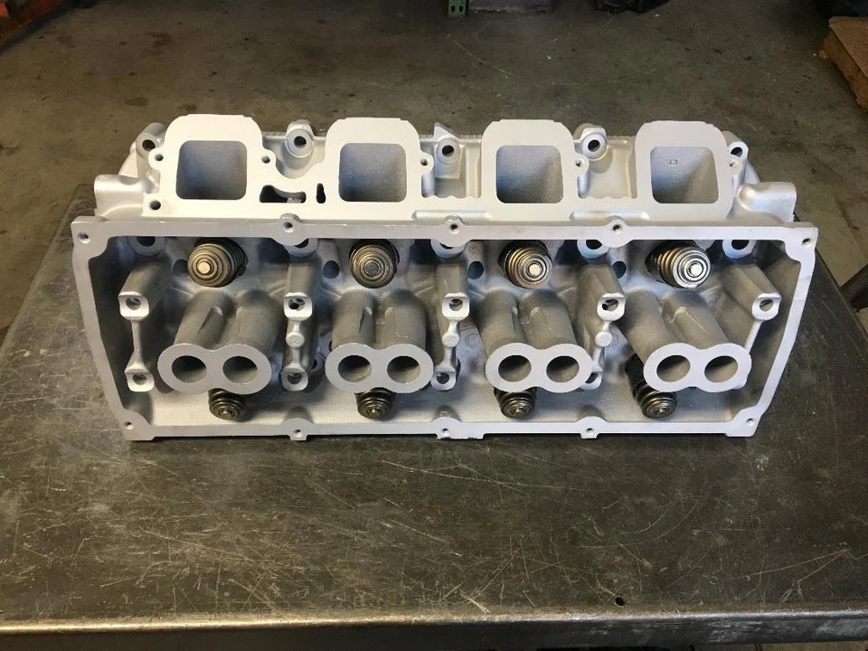 Dodge Eagle 2009-2018 remanufacturado 5,7 L par de culatas fundido #53021616DD Foto 4 de 4