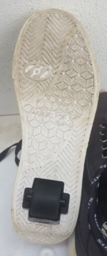 Picture 5 of 6