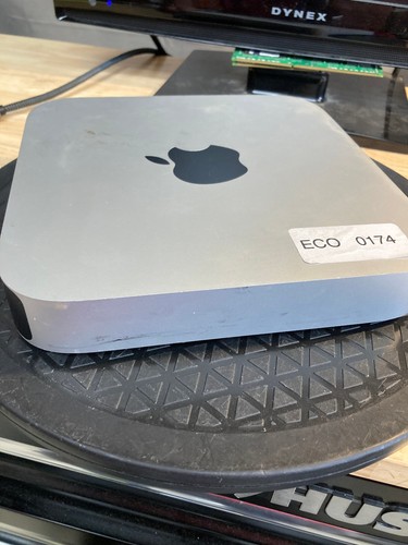 Apple Mac mini A1347 Desktop - MD388LL/A (October, 2012) 8GB RAM 1TB HDD - Picture 3 of 11