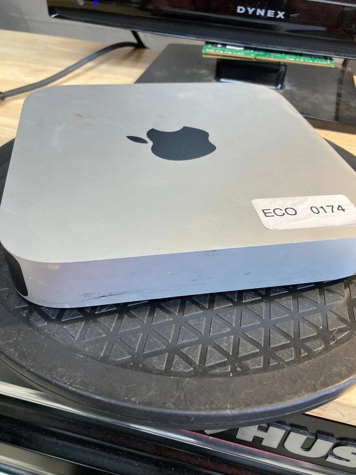 Apple Mac mini A1347 Desktop - MD388LL/A (October, 2012) 8GB RAM 1TB HDD - Image 3 of 4