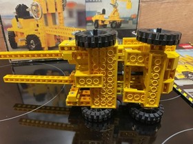 LEGO LEGOLAND classic Technic 850 Fork lift Complete with box and instructions