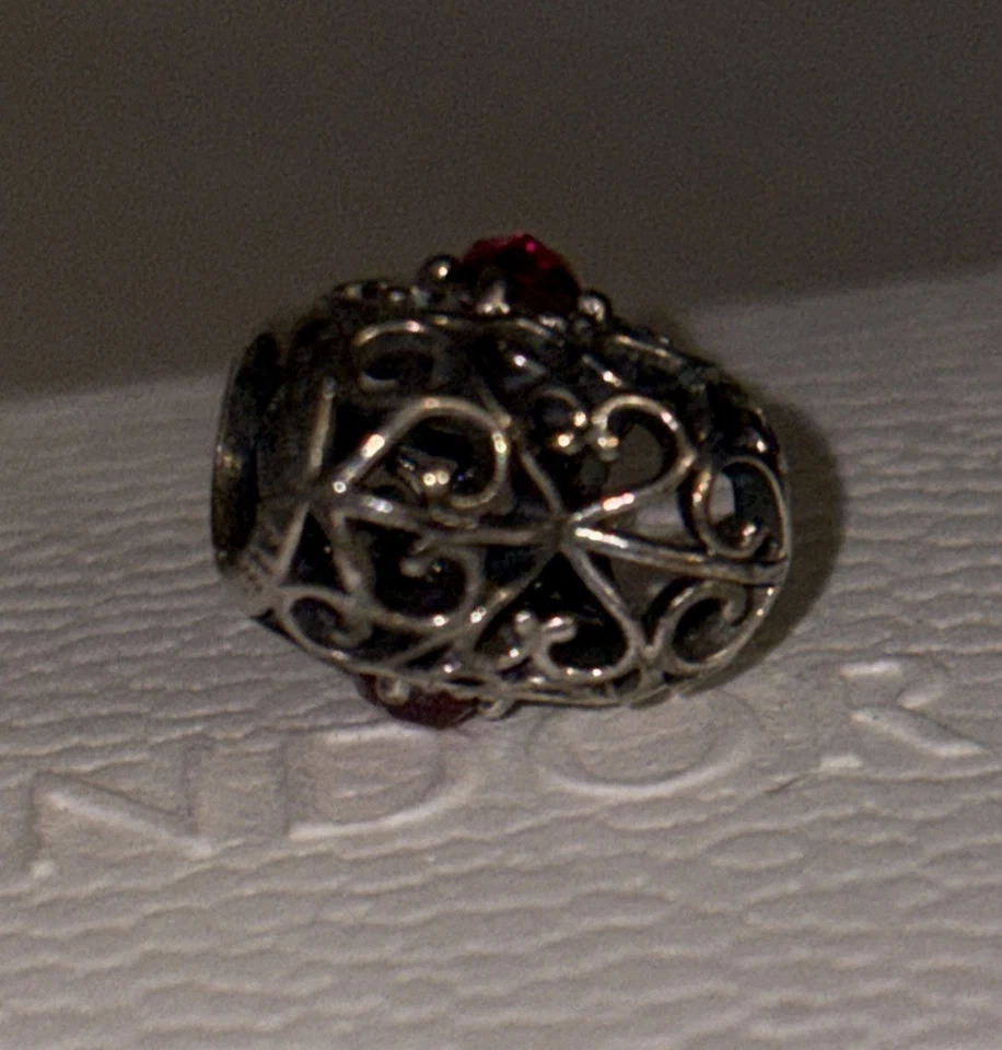 Auténtico Pandora Julio Rubí Piedra de Nacimiento Corazón Calado Circonita cúbica SS #791784SRU Foto 3 de 4