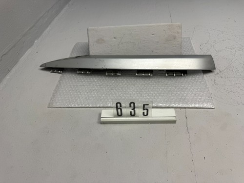 Original VW Polo 6R   Kotflügel Leiste Halter   links   6R0805904