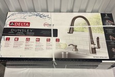 Delta Dunsley Pull-Down Kitchen Faucet