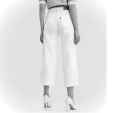 LEVIS  28  Ribcage High Waist Wide Leg Crop NWOT MSRP 140