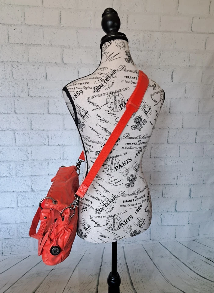 Bolso de cuero naranja Lg The Sak $200 Foto 2 de 4