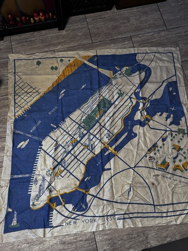 1939 New York Worlds Fair Map of New York Tablecloth RARE!!! 50”x50”