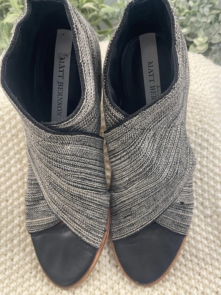 MATT BERNSON Jette Black & White Open Toe High Heel Booties Womens Sz 8 - Image 4 of 4