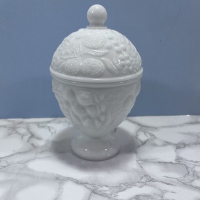 Vintage Avon Milchglas Deckeldose / Bonboniere