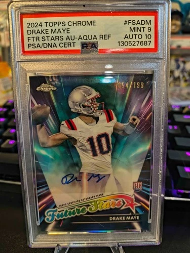 2024 Drake Maye Topps Chrome Future Stars Aqua Refractor 054/199 Auto PSA 9 RC