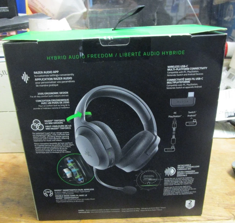Razer Barracuda X Wireless Gaming Headset - Image 2 of 4