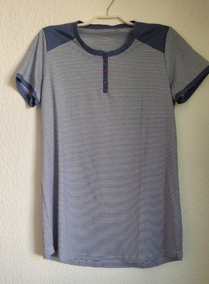 Calida Schlafshirt Nachthemd M blau weiß gestreift Bigshirt Knopfleiste Kurzarm