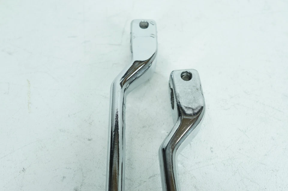 Harley Touring Electra Glide Classic 2010 OEM palanca de cambios pedal 33895-82D Foto 3 de 4