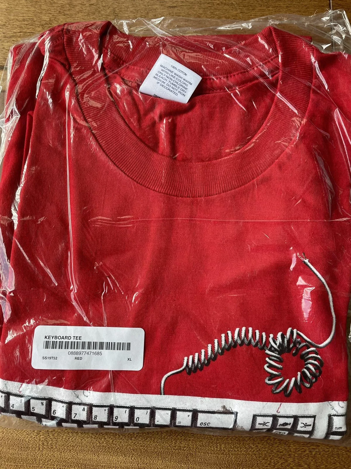 ?Supreme Keyboard Tee Red XL