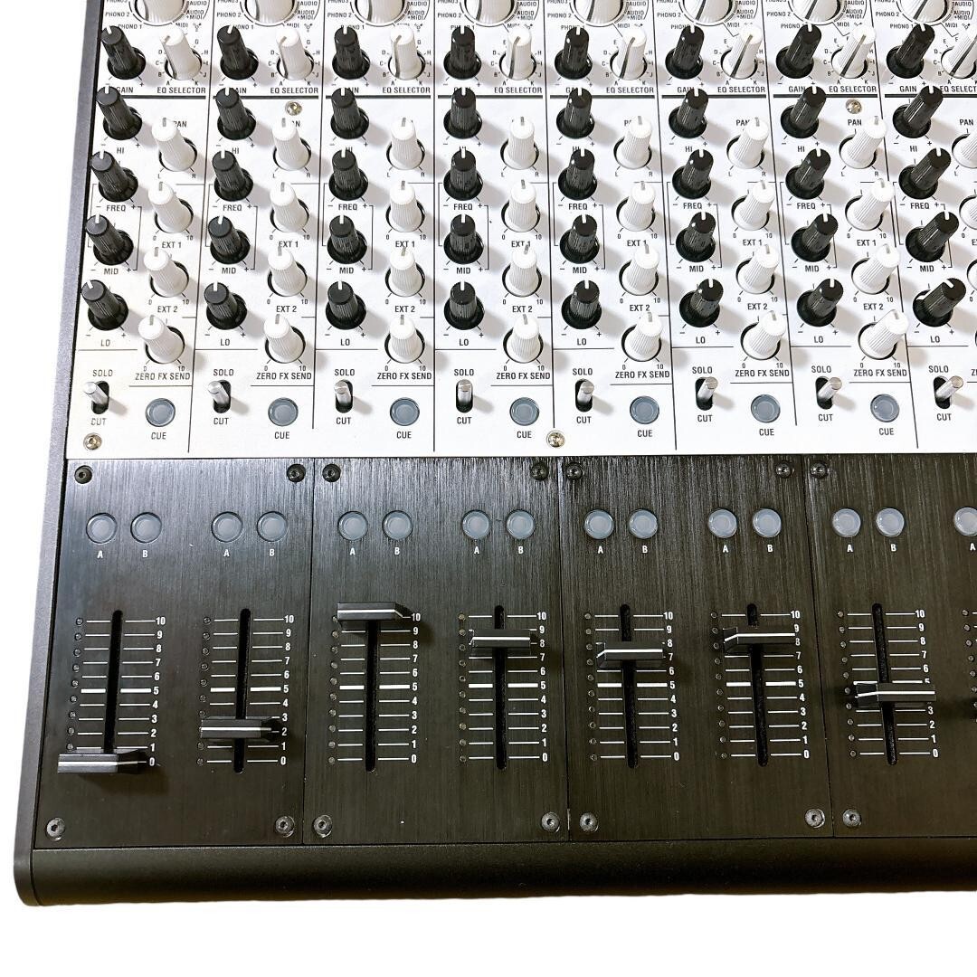 【訳あり】希少 KORG KROSSFOUR 取説・元箱 訳あり】希少 KORG KROSSFOUR 取説・元箱 希少 KORG KROSSFOUR