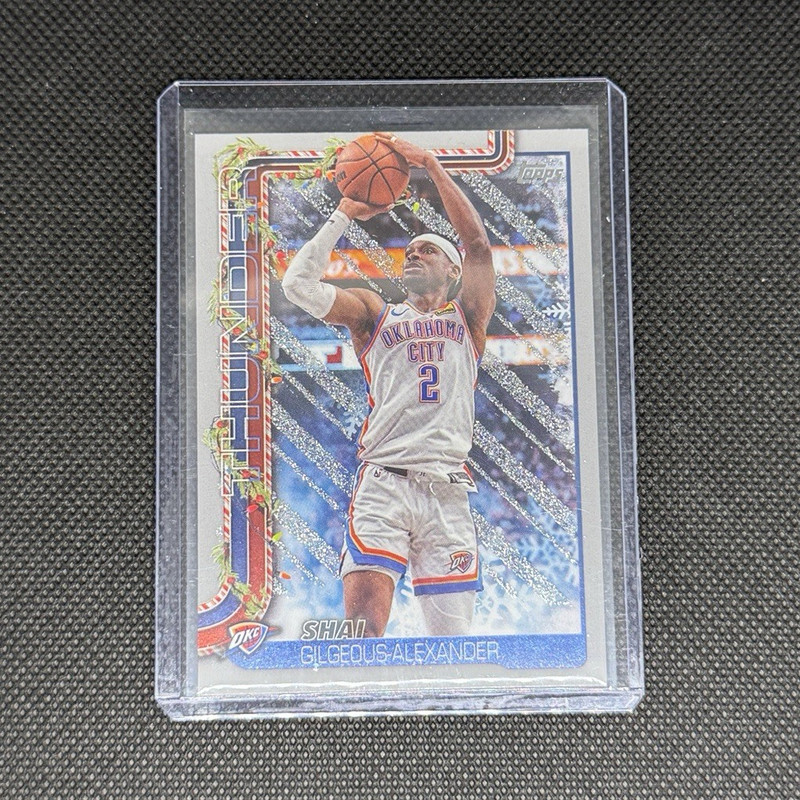 Topps 2025-26 Holiday Shai Gilgeous-Alexander Silver Glitter