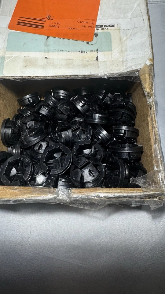 Conector push-in de plástico Arlington Industries NM940-100 (88 piezas) Foto 2 de 3