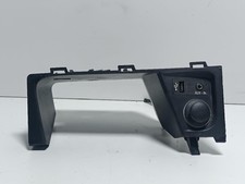 PRESA AUX/USB PER BMW X1 Serie (E84) 105012200 N47D20C (09>15)