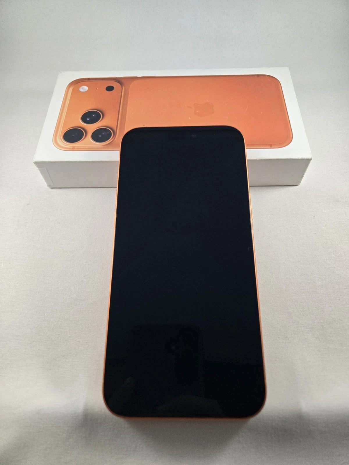 iPhone 17 Pro Max 256GB Cosmic Orange — Open Box (TracFone Locked) thumbnail 3