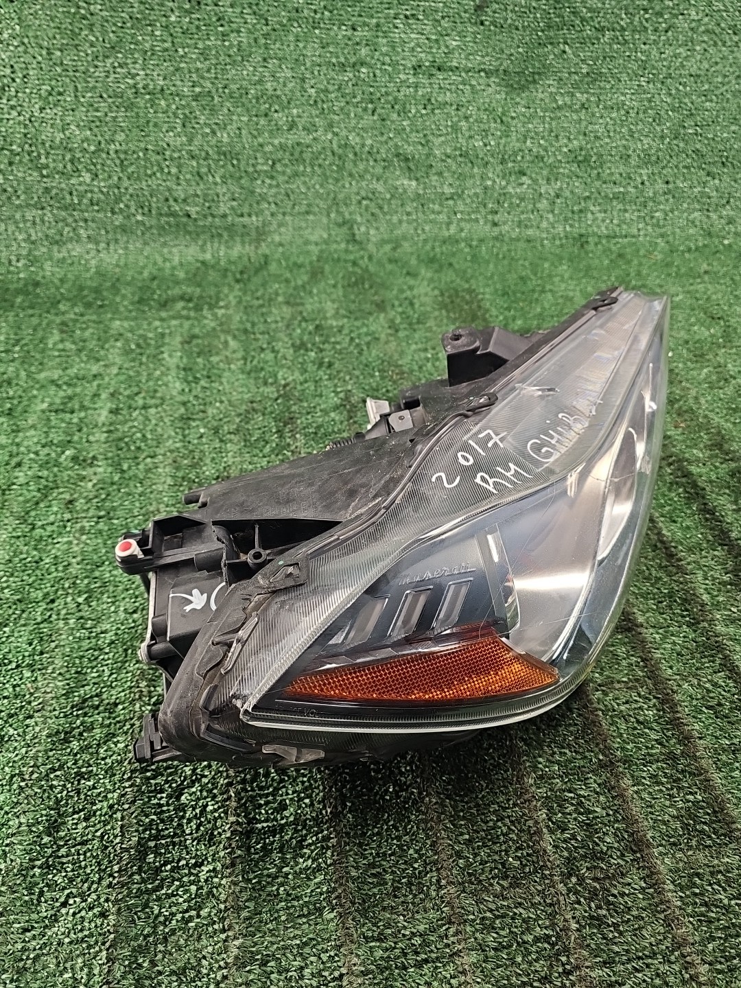 DAMAGE! 2014-2017 Maserati Ghibli Right RH Side Xenon HID Headlight OEM