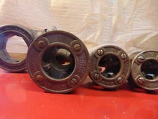 RIDGID  Ratcheting  pipe threader With 1/2 And 3/4 and 1" Die Cutting Heads