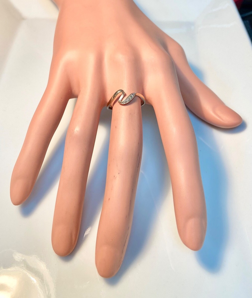 Bague Or Blanc 18 Carats Avec Diamants - Style éternité - Poids 1.18g - Occasion En Bon état