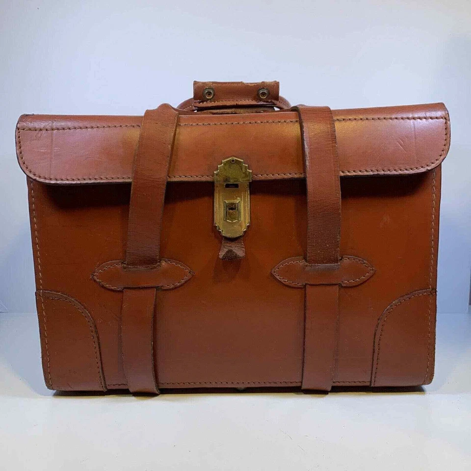 Bolso/maletín vintage de cuero marrón para cámara yeso estadounidense en relieve Foto 3 de 4