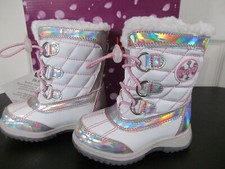 NIB GIRL'S TOTES KIDS ERNIE WHITE WINTER BOOTS size 7M Hologram Details