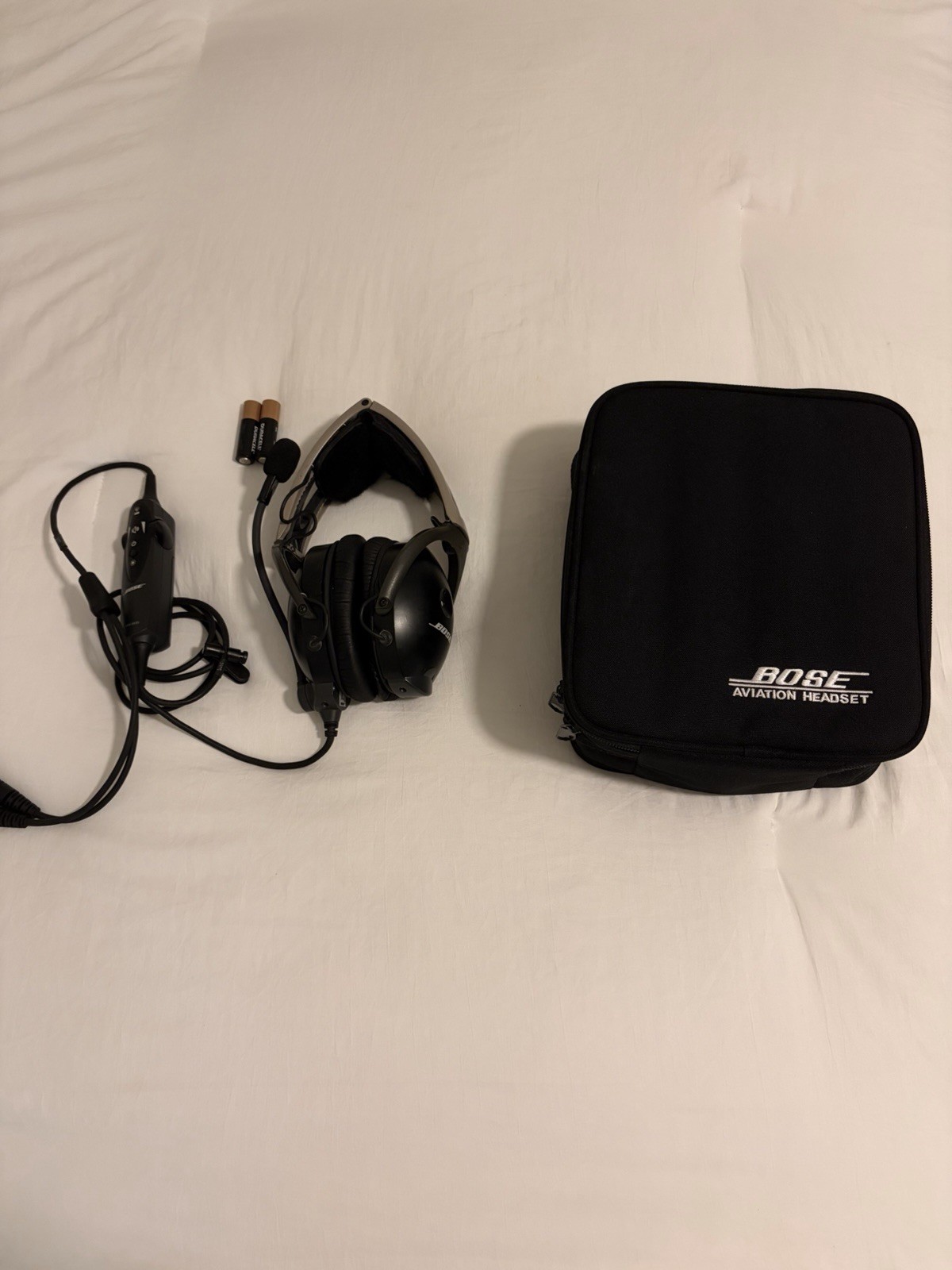 bose aviation headset A10 With Noise Canceling - With Case And Dual Plug