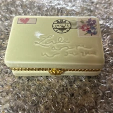 Hallmark Love Letter Mail Envelope Hinged Porcelain Trinket Box Keepsake Green