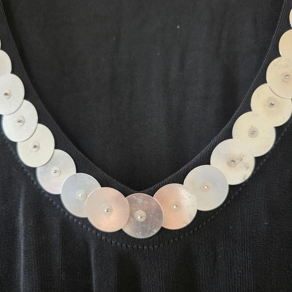 Blusa túnica Boston Propia adornada negra para mujer talla M/L estilo caftán Foto 3 de 4