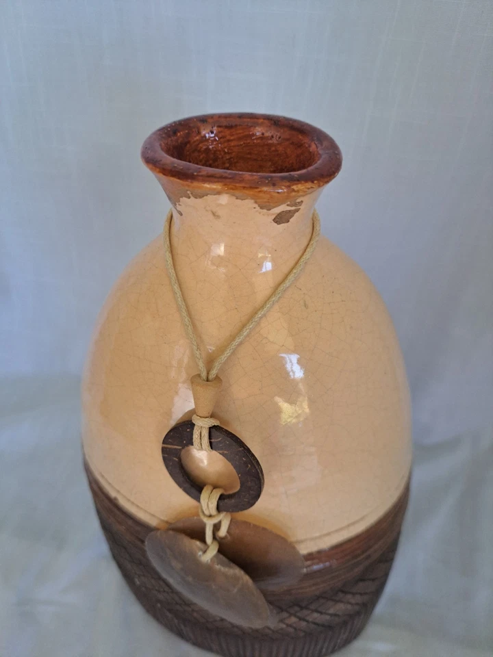 Jarrón de cerámica para el hogar IMAX color: bronce antiguo, crema 6,5 libras+ Foto 2 de 4