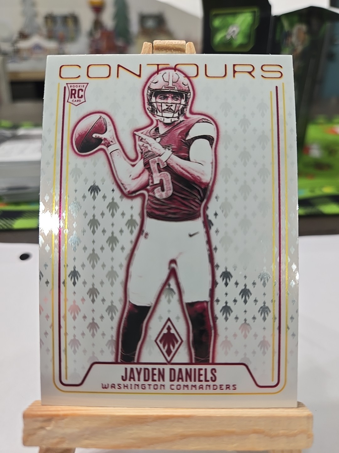 2024 Panini Phoenix - Contours Jayden Daniels #CON-JDS Lazer (RC)