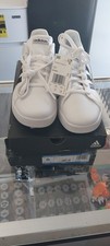 NEW AND BOX KIDS ADIDAS GRAND COURT K SIZE 6.