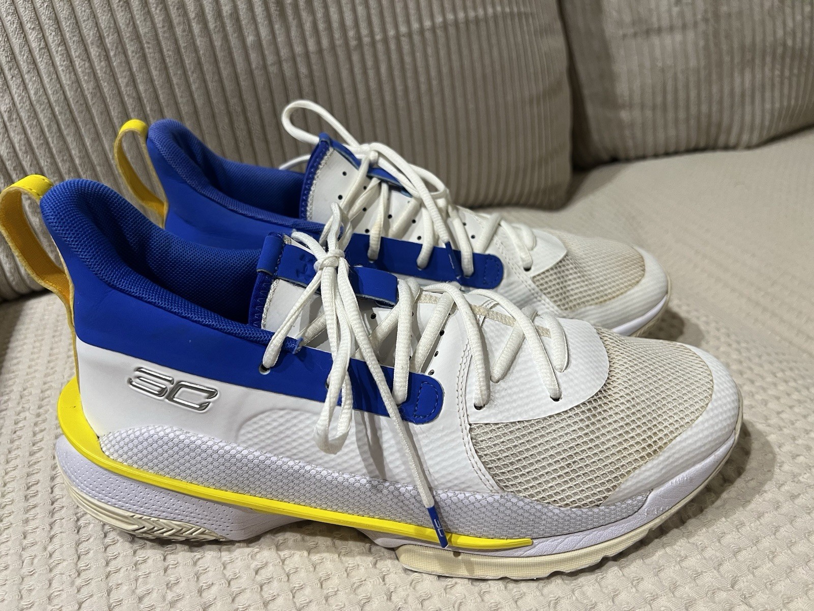 White Blue Yellow Low Top
