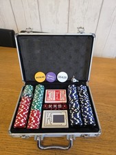 Casino Style Poker Set with Chips, Cards & Keys - Aluminum Look Case with Lock