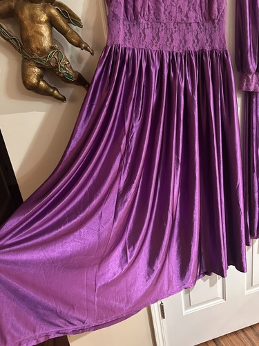 RARE Vintage Plus Size Nightgown & Robe Peignoir Set Victorian Elegant Valentine - Picture 3 of 7