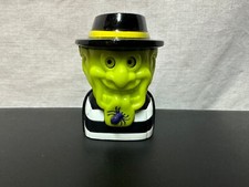 McDONALD'S 1998 TOY - HALLOWEEN HAPPY MEAL TOY - HAMBURGLER - CANDY DISPENSER