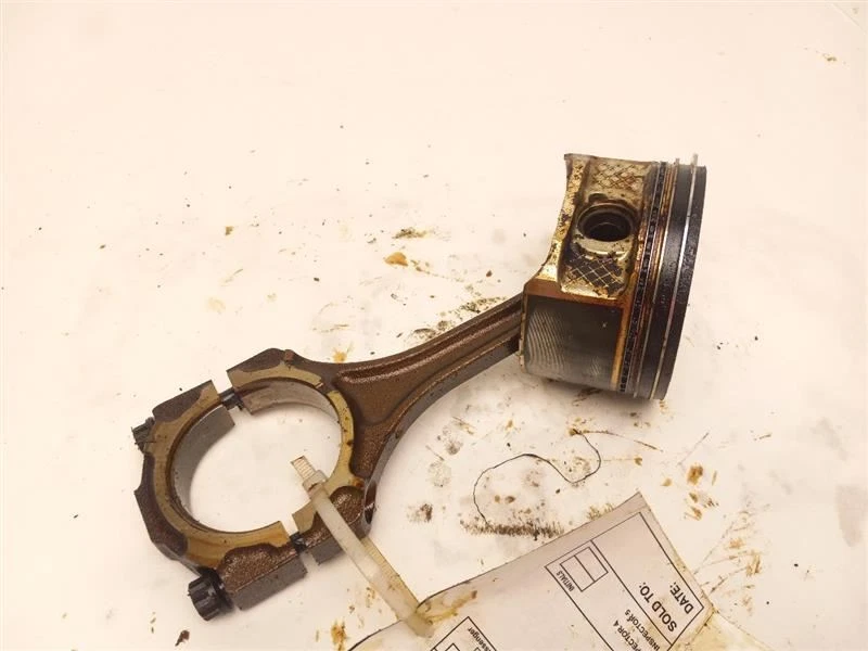 Toyota Sienna 2004 pistón Foto 4 de 4