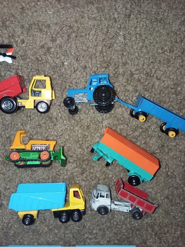 MATCHBOX VINTAGE LOT 11 TRUCKS N TRACTORS - Picture 4 of 7